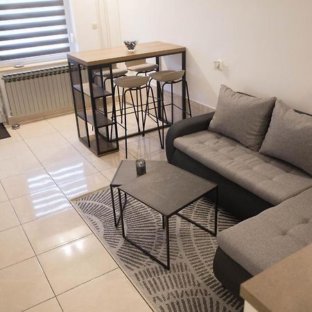 Studio Apartman Suburban Visnjevac 외부 사진