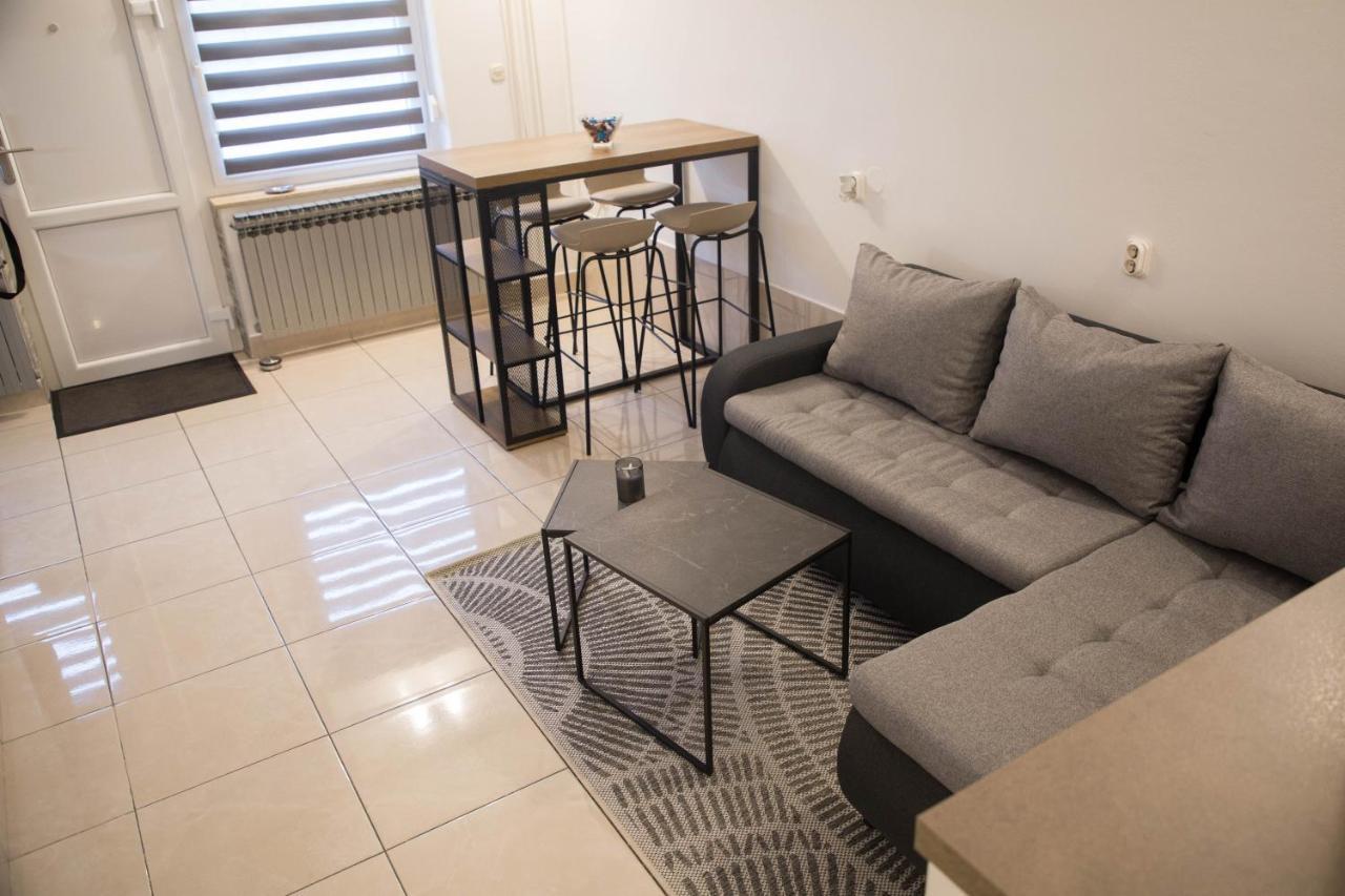 Studio Apartman Suburban Visnjevac 외부 사진